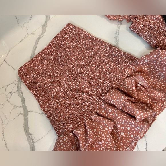 2 PIECE SKIRT AND TOP SET - Picture 2 of 6